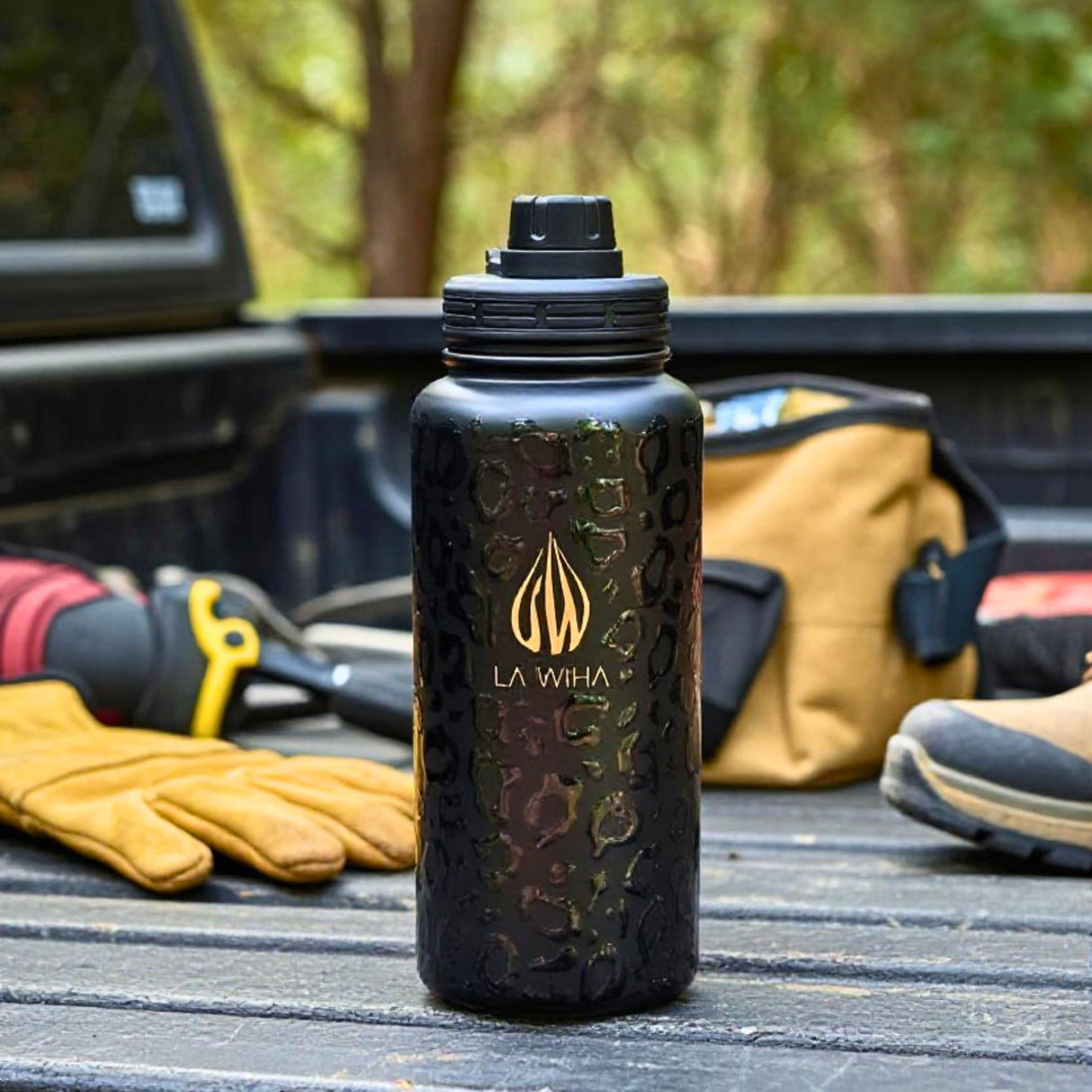 NOIR LEOPARD | 32OZ BOTTLE WITH SPORT LID