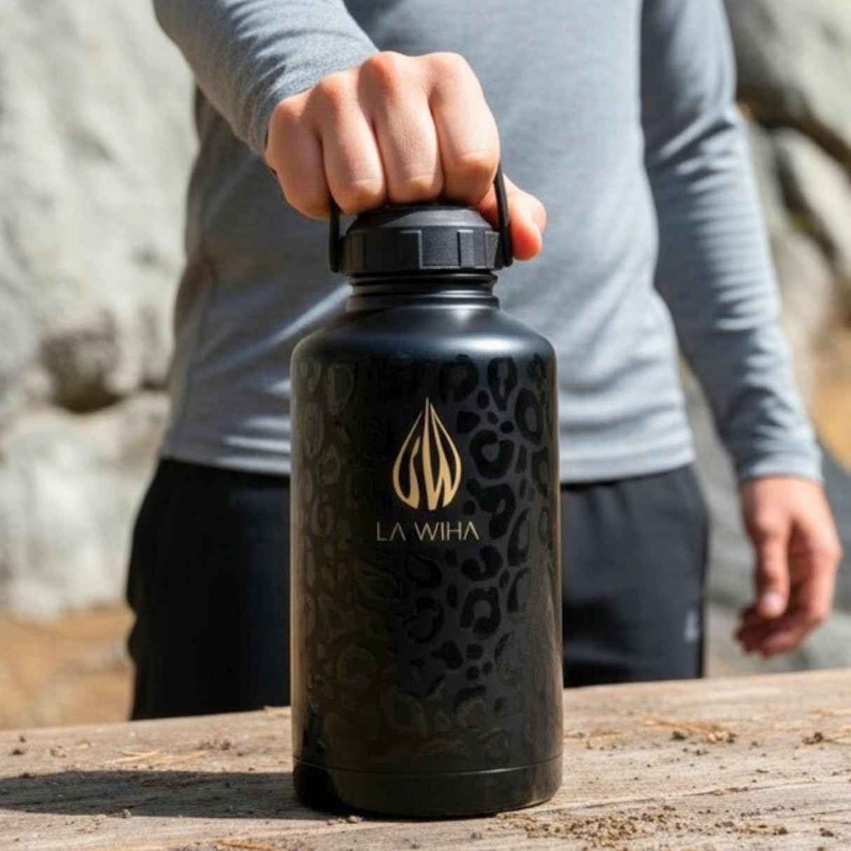 NOIR LEOPARD 64OZ | HALF GALLON BOTTLE WITH HANDLE LID