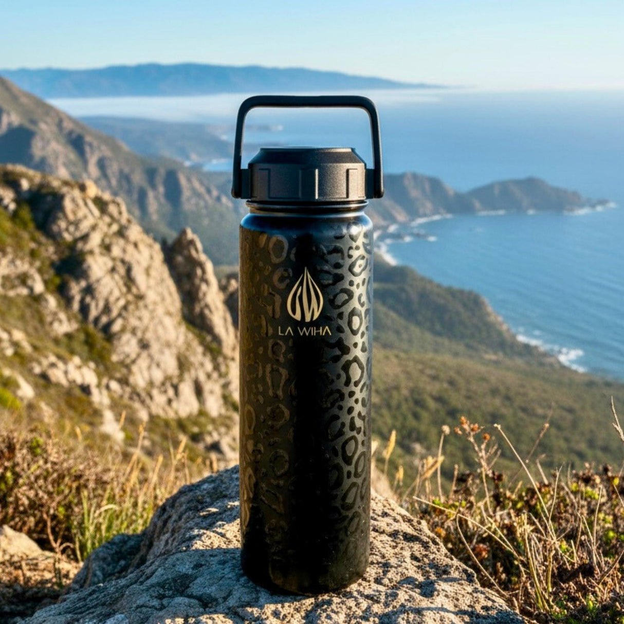 NOIR LEOPARD | 24OZ BOTTLE WITH HANDLE LID
